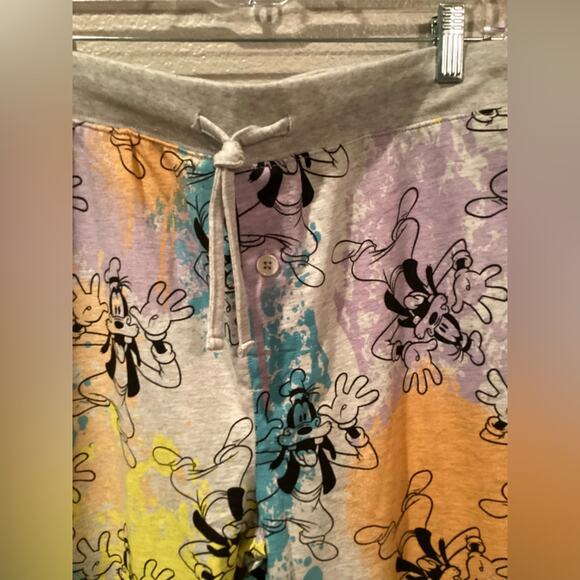 NWT Disney Parks Mickey & Friends Goofy splatter paint Lounge Jogger Pants M - Picture 2 of 4